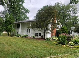 9492 E Us 30, Pierceton, IN