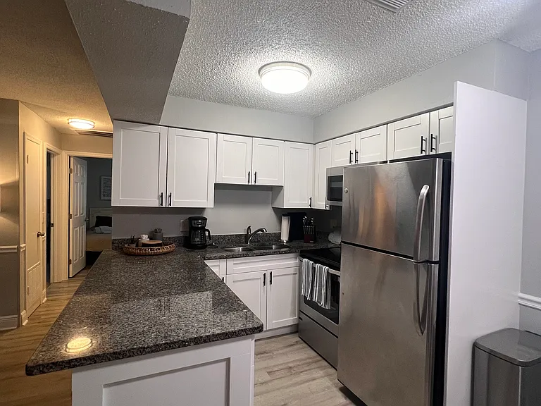 200 S Betty Ln — Photo 11