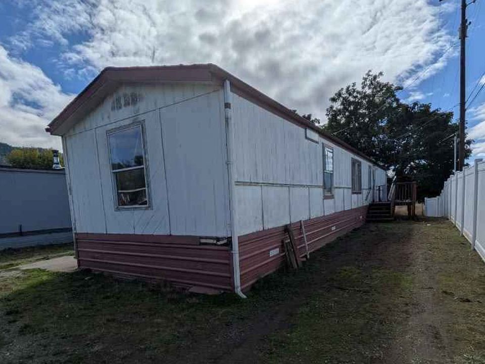 1st image of 105 D Lee Ln