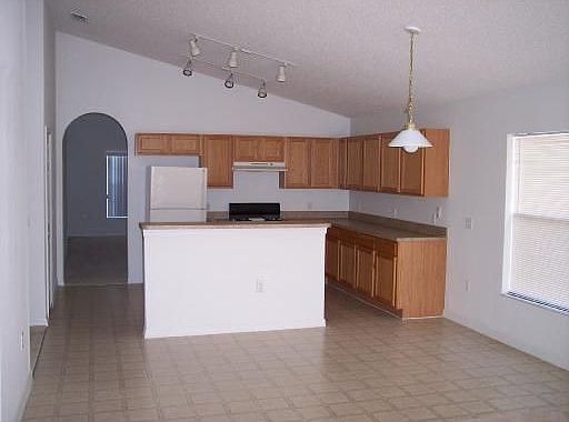 5th image of 125 Richmar Ave