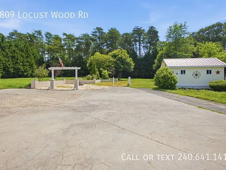 7809 Locust Wood Rd — Photo 33