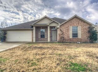 1916 Golden Bay, Whitehouse, TX 75791