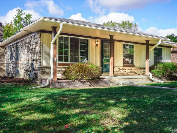 15350 Gulley St, Taylor, MI 48180