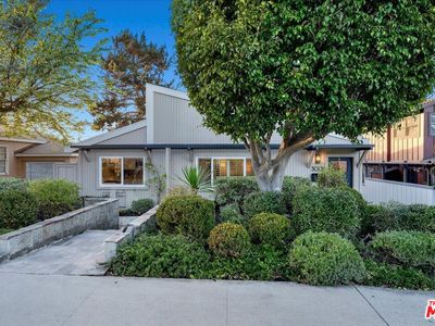 3001 N Valley Dr, Manhattan Beach, CA, 90266