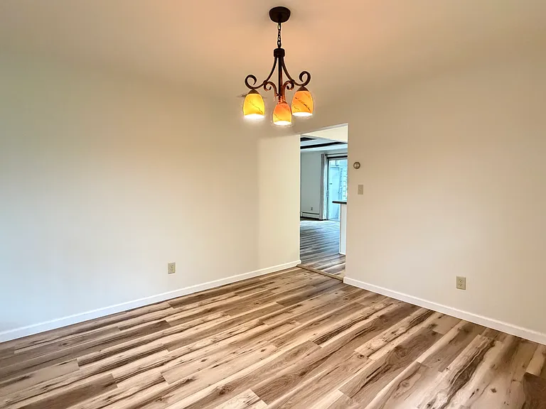 17370 Bedford Dr — Photo 12