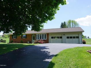 2221 Mud Pike, Christiansburg, VA 24073