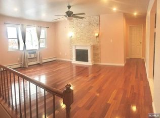 1281B Valley Rd #42, Wayne, NJ 07470