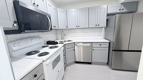 500 Washington St #207 Photo 1
