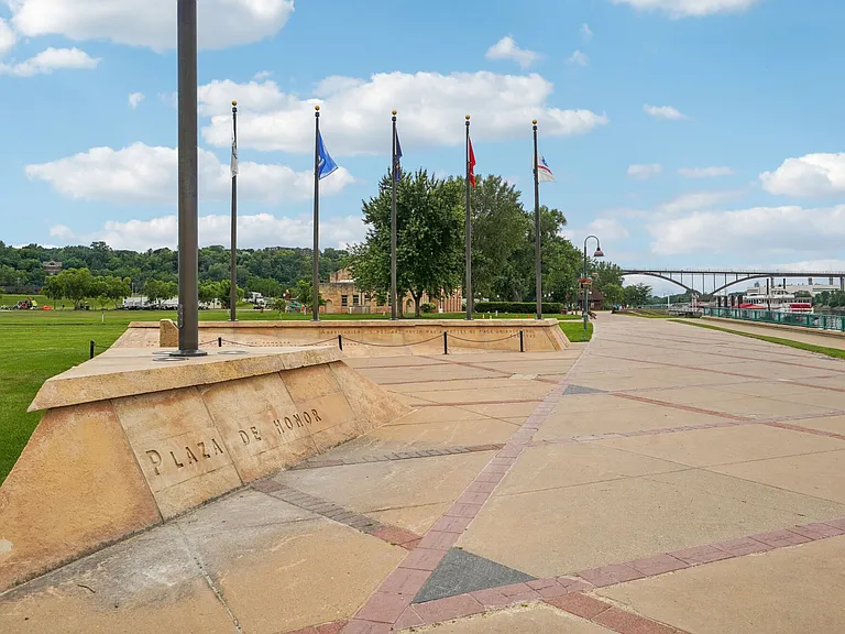 The Scenic — Photo 32