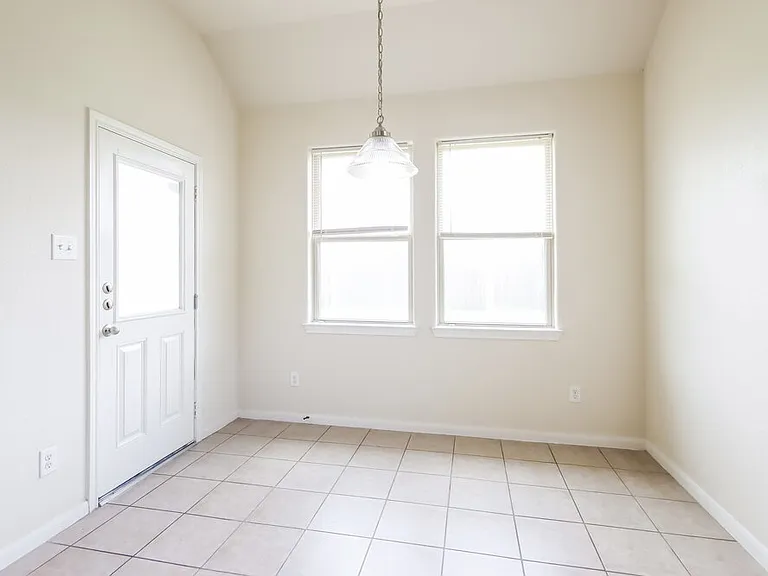 3014 Rose Trace Dr — Photo 6