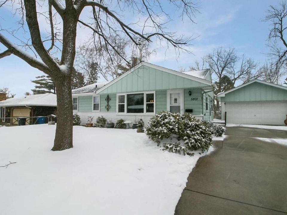 1st image of 5801 W Moore Lake Dr NE