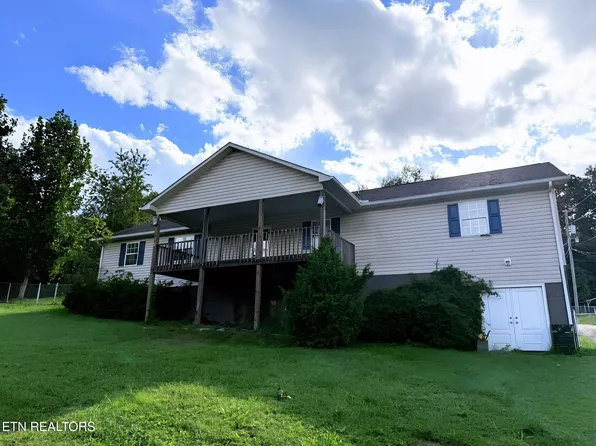 272 Cowan Ln, La Follette, TN 37766