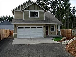 1st image of 114 Goldenrod St
