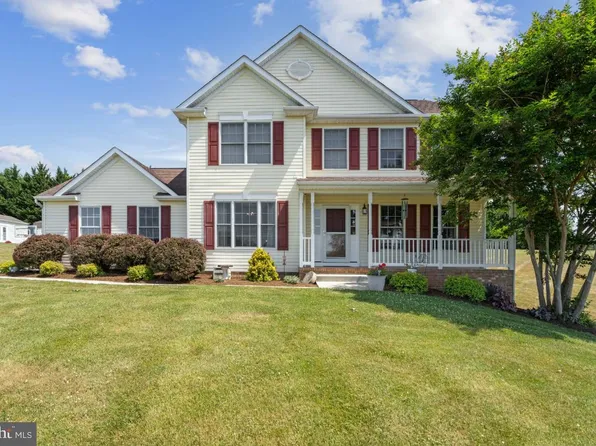 1920 Danlyn Dr, Manchester, MD 21102