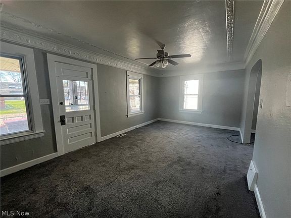 5th image of 10914 Oliver Rd