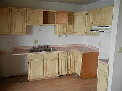 3rd image of 1604 Amherst Ave