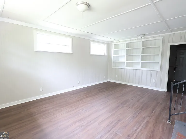 1465 Irwinton Rd — Photo 9