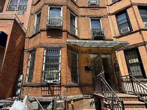 515 57th St APT 1, Brooklyn, NY 11220