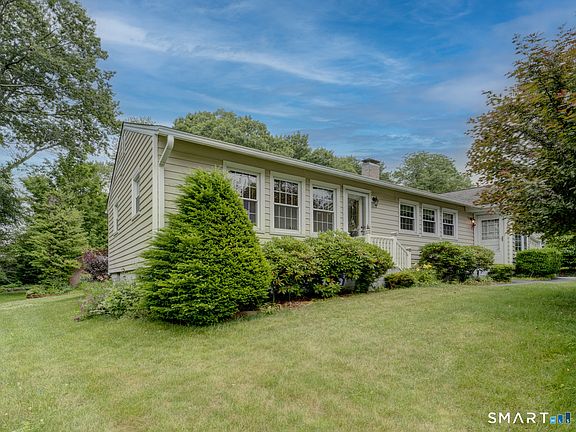 2nd image of 164 Sherwood Drive