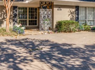 4033 Centenary Dr, Dallas, TX 75225