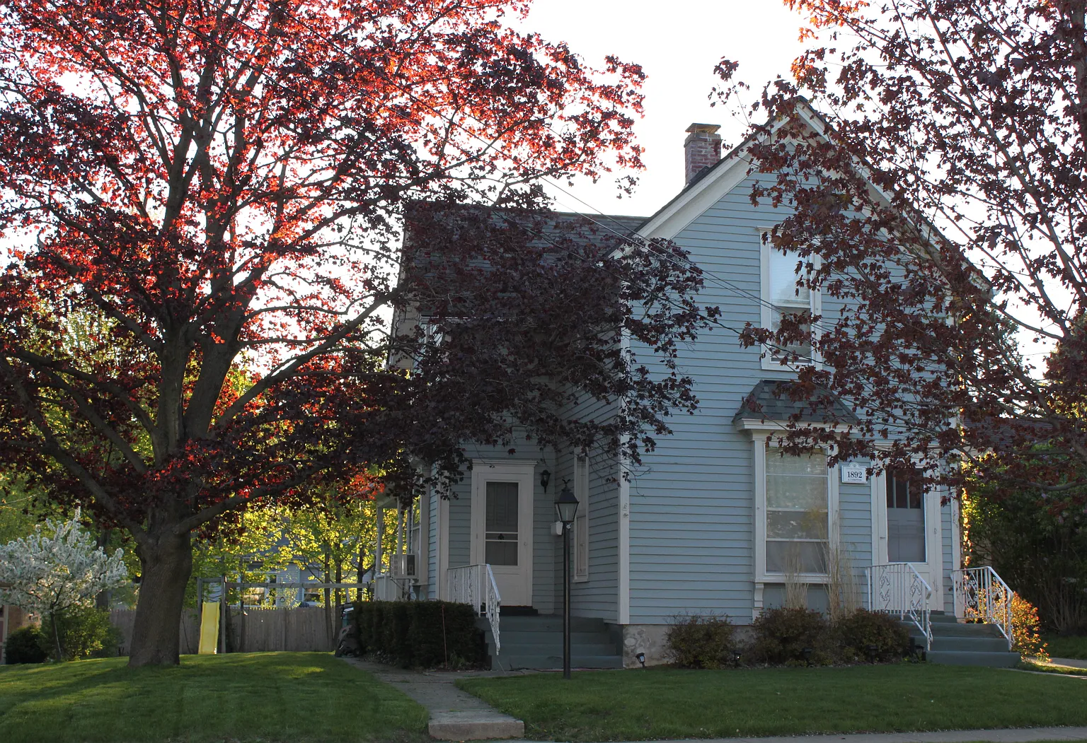 1112 Duncan Ave photo 1