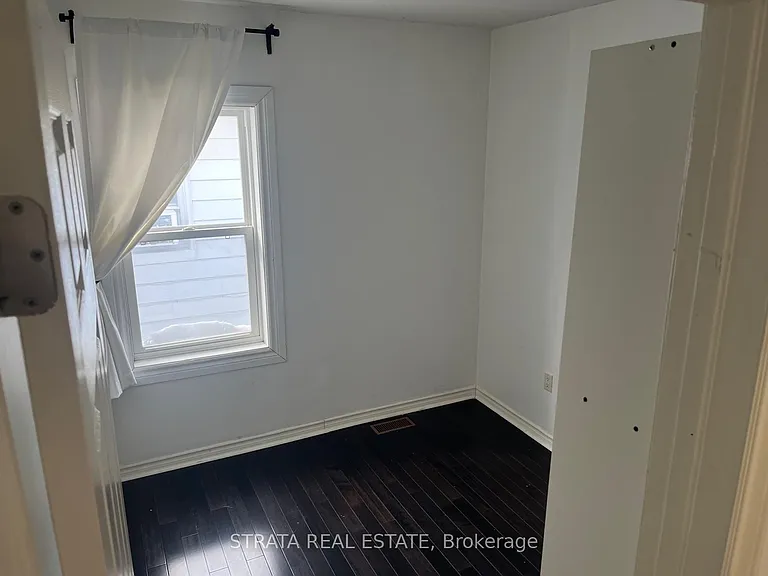 220 Holborne Ave #MAIN — Photo 18