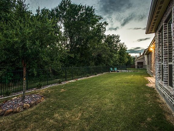 3rd image of 4230 Wilson Creek Trl
