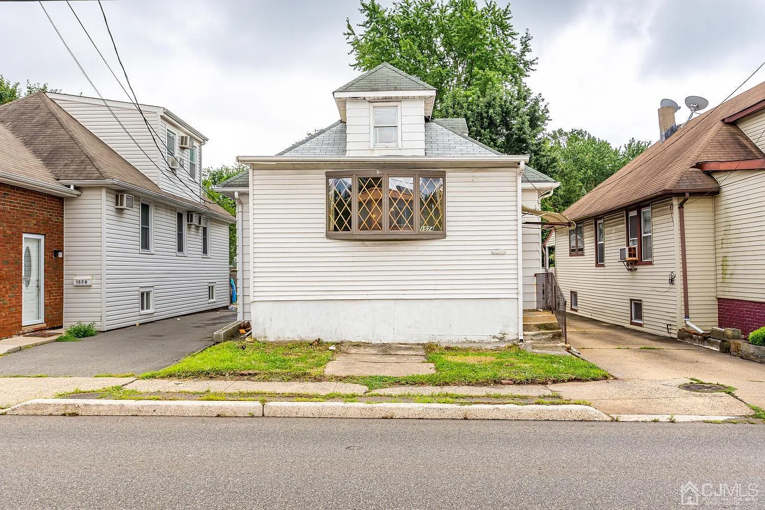 1574 Lincoln Hwy #27 photo 1