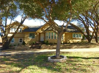 933 Doral Dr, Fort Worth, TX 76112