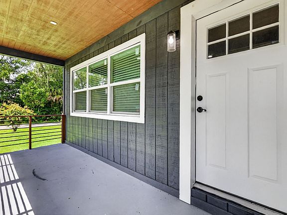 5th image of 25405 Colmar Ave