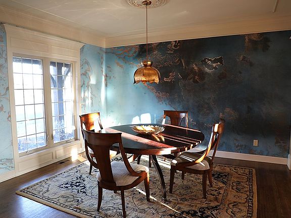 Formal dining