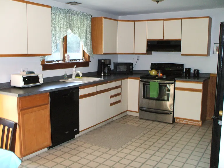144 S Pier Rd — Photo 3