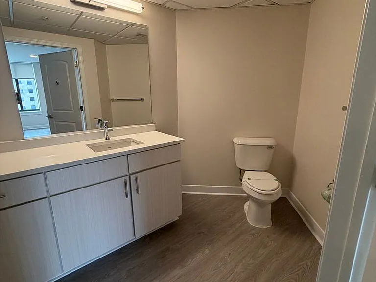 65 W Broad St — Photo 80