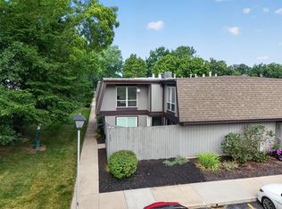 5421 Worthington Forest Pl E #1A, Columbus, OH 43229