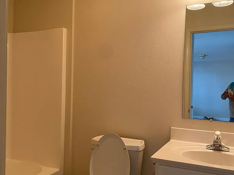 Bootom Floor Full Bathroom