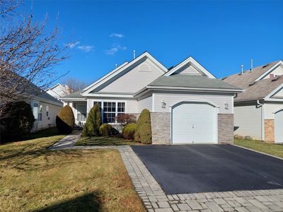 9 Philip Lane, Middle Island, NY, 11953