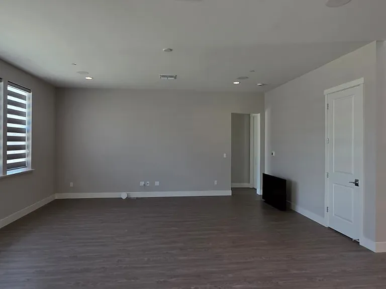 15724 Delmonico Ct — Photo 18