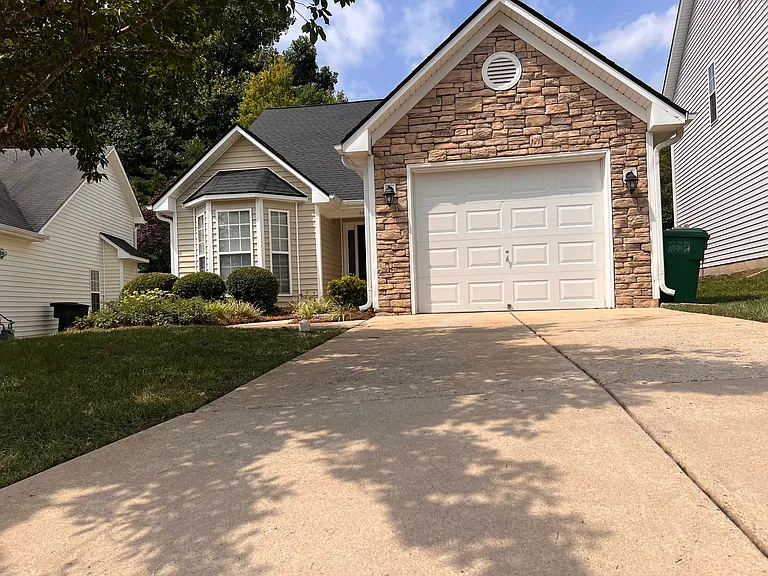 4414 River Forest Ln — Photo 18