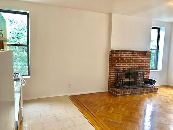 3rd image of 476 6th Ave APT 3