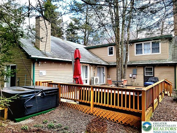 2nd image of 1225 Kilmer Rd