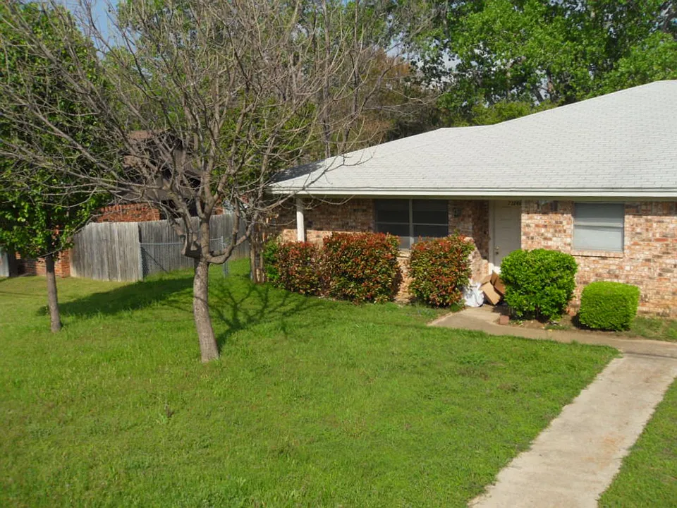 7324 Davis Blvd