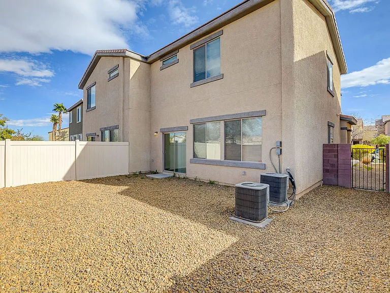 4020 Thomas Patrick Ave — Photo 31
