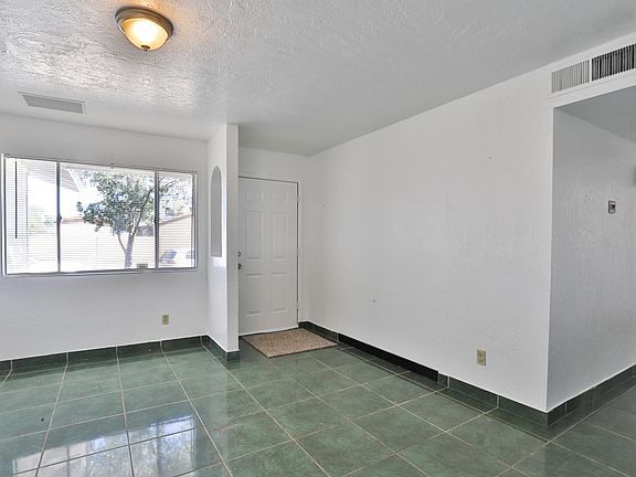 4th image of 5723 W Catalina Dr