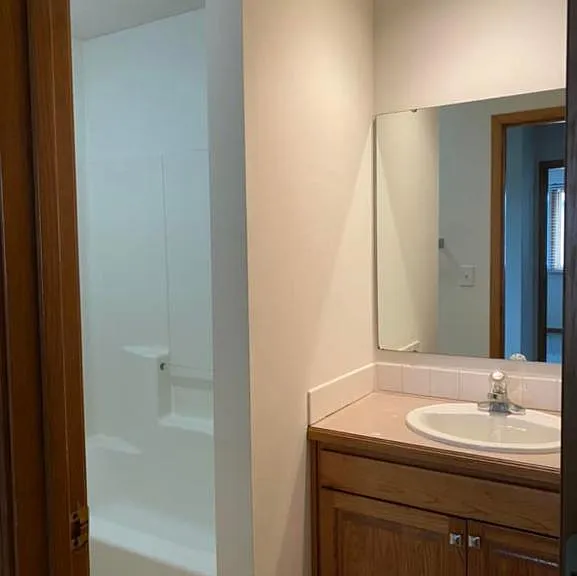 302 Eisenhower St — Photo 11
