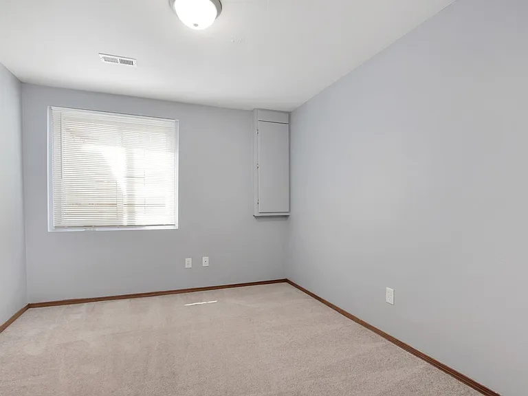 1126 Country Club Ln — Photo 17
