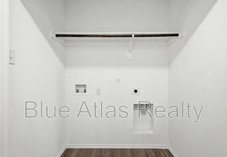510 Olmstead Dr — Photo 10