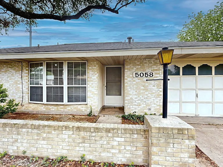 5058 Galahad Dr — Photo 16
