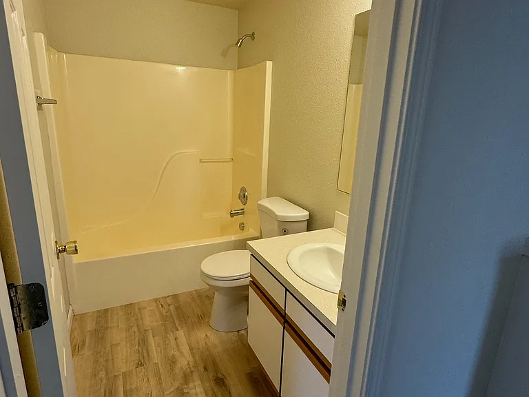 1997 SW Canyon Dr #1997 — Photo 9