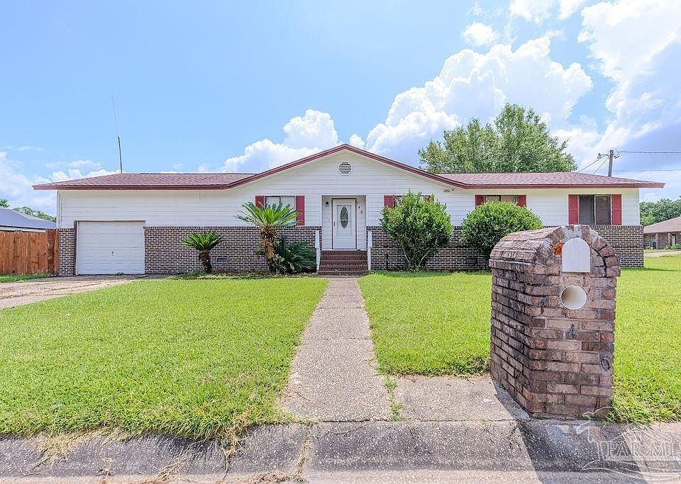 1st image of 740 Maple Woods Cir