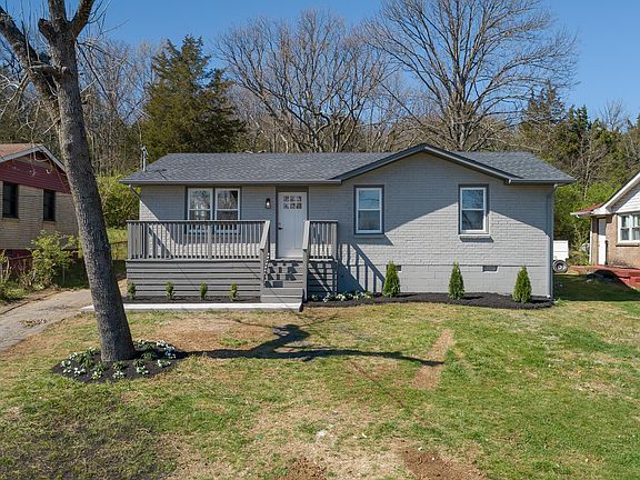 4th image of 2534 Bethwood Dr